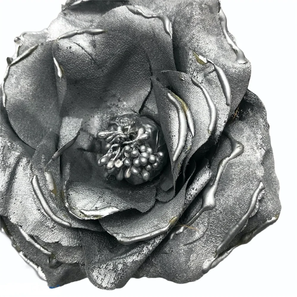 VINTAGE LARGE SILVER FABRIC BROOCH